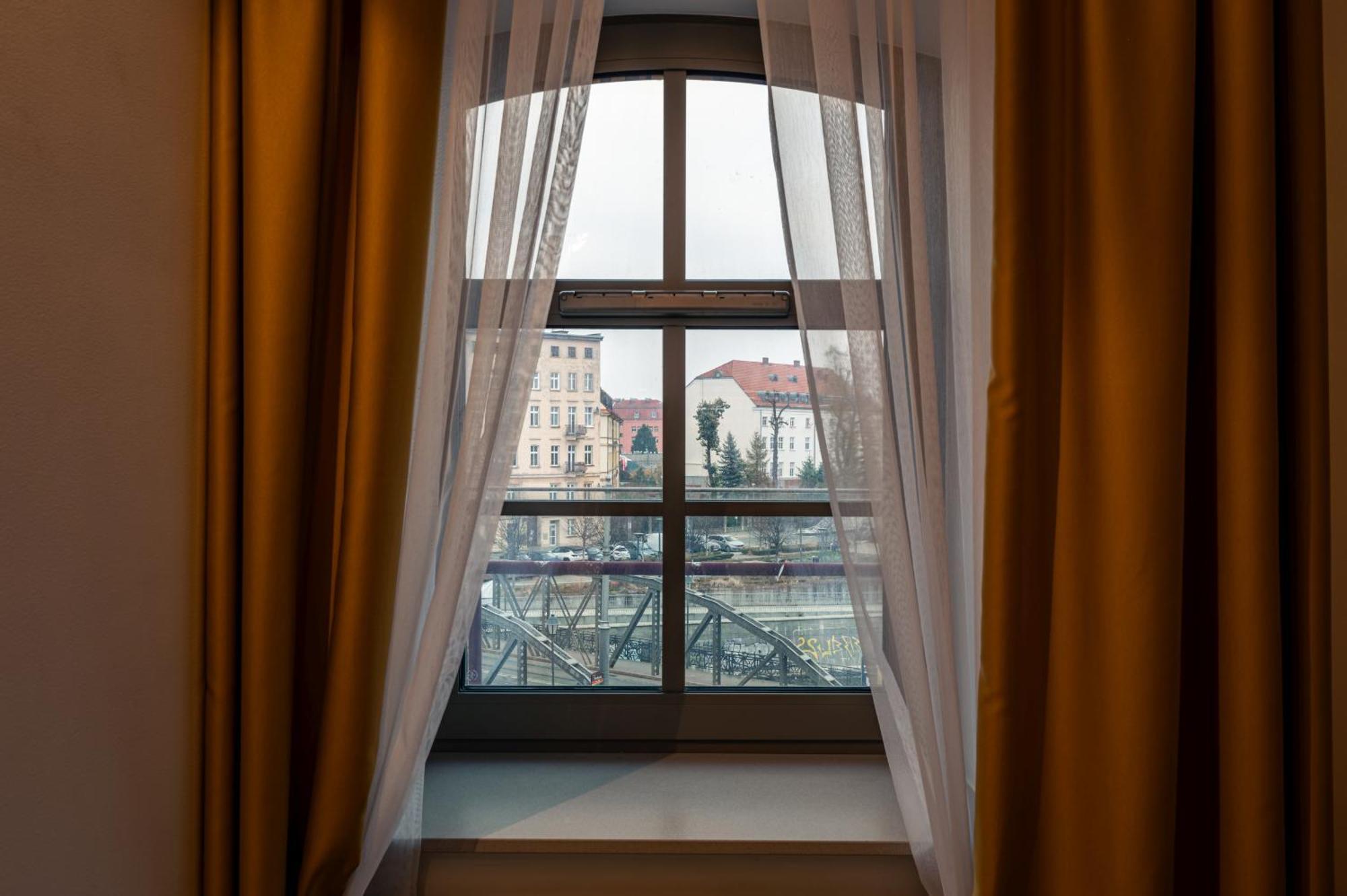 Wyspa Slodowa - Location, Tram&park Nearby - By Rentujemy *