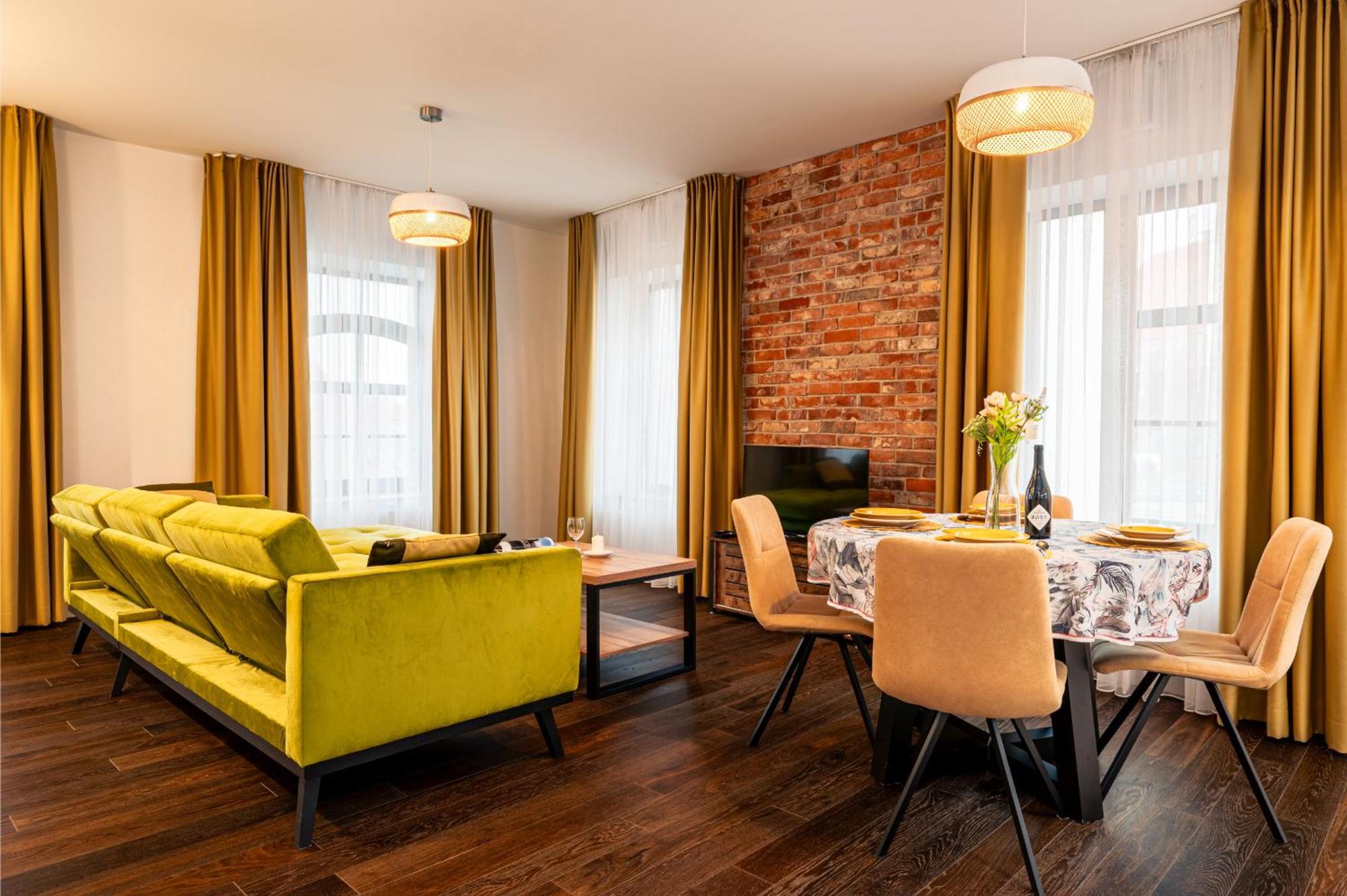 Apartmán Wyspa Slodowa - Location, Tram&park Nearby - By Rentujemy